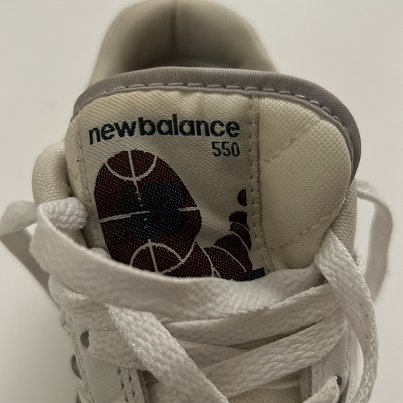 New Balance 550 White Natural Indigo Burgundy lace up lsneaker Size 5